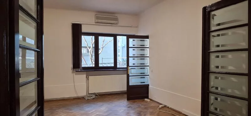 Cotroceni, parter in vila, 4 camere, pentru birouri